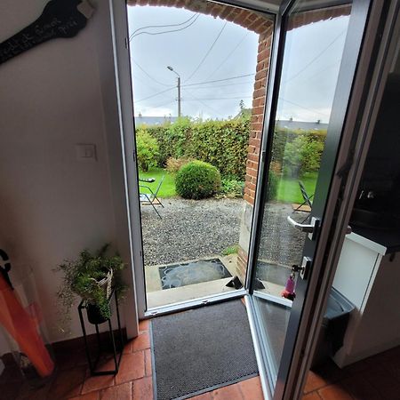 Studio Bienvenue Du Cote De Chez Nous Avec Jardin Privatif Wignehies Exteriér fotografie