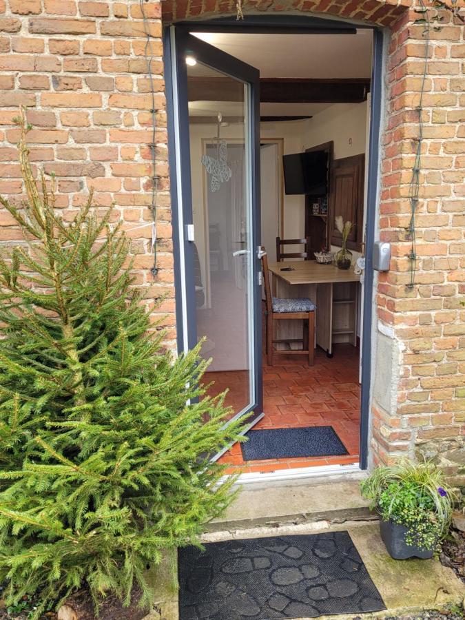 Studio Bienvenue Du Cote De Chez Nous Avec Jardin Privatif Wignehies Exteriér fotografie