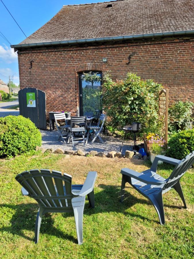 Studio Bienvenue Du Cote De Chez Nous Avec Jardin Privatif Wignehies Exteriér fotografie