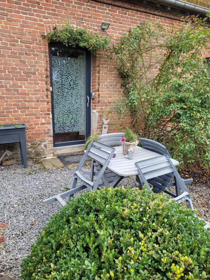 Studio Bienvenue Du Cote De Chez Nous Avec Jardin Privatif Wignehies Exteriér fotografie